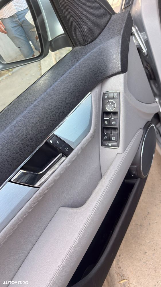 Mercedes-Benz C 280 4-Matic - 17