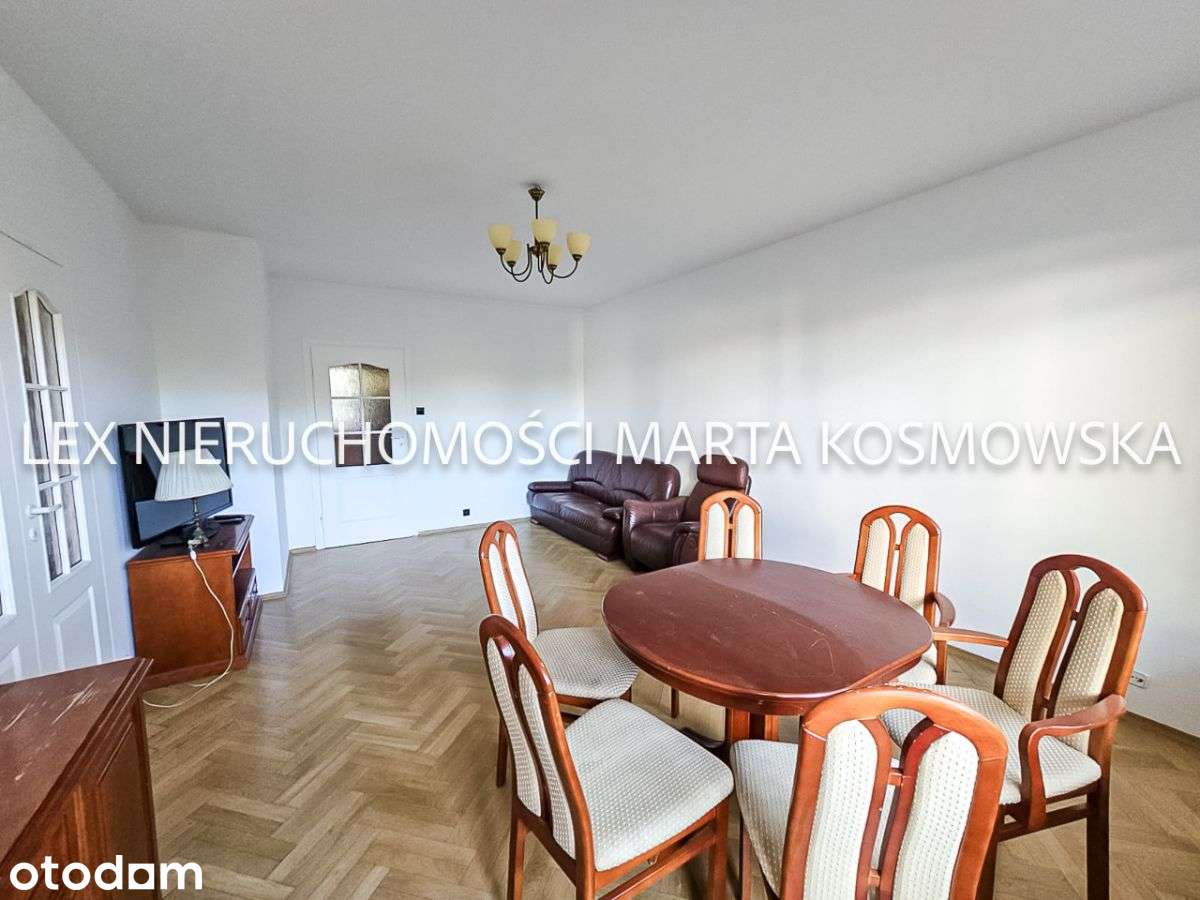 Ochota ul. Dickensa 31a, 74,90 m, garaż, komórka