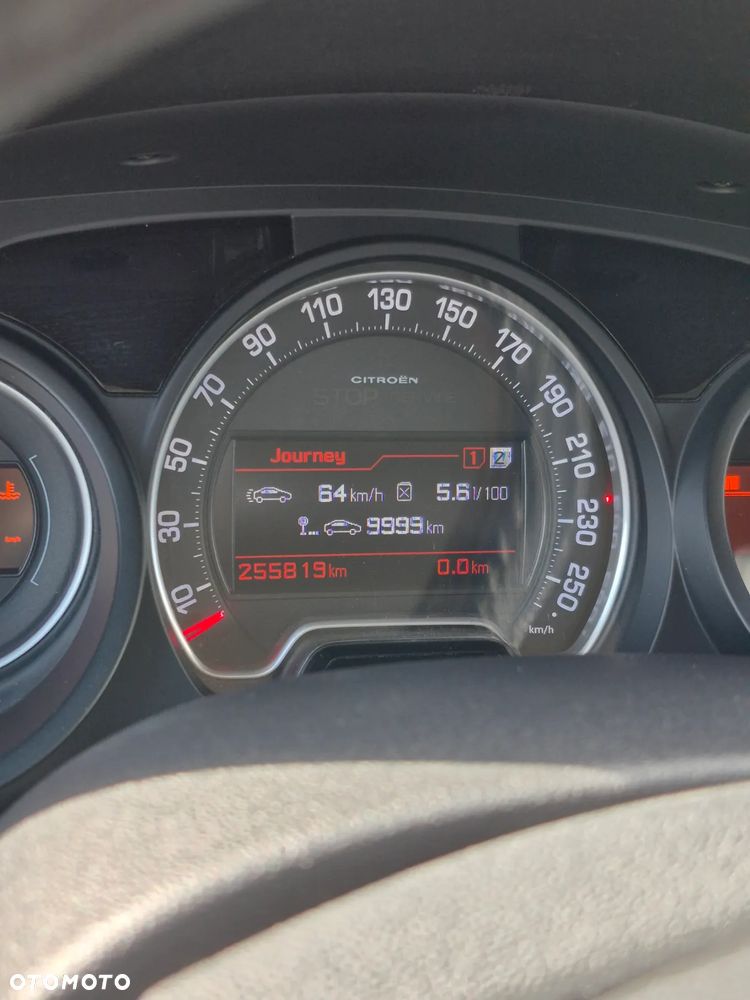 Citroën C5 Tourer HDi 140 FAP Confort - 14
