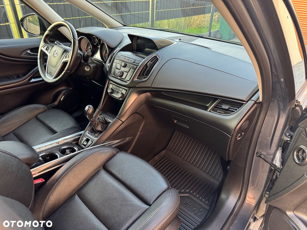 Opel Zafira 2.0 CDTI Cosmo S&S - 26