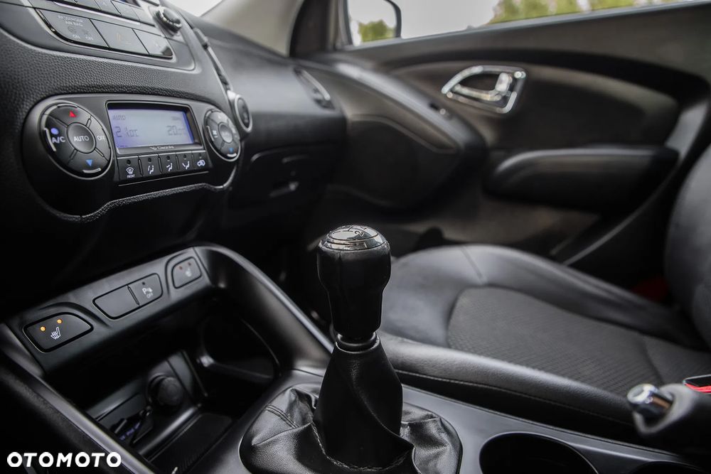 Hyundai ix35 2.0 4WD Premium - 32