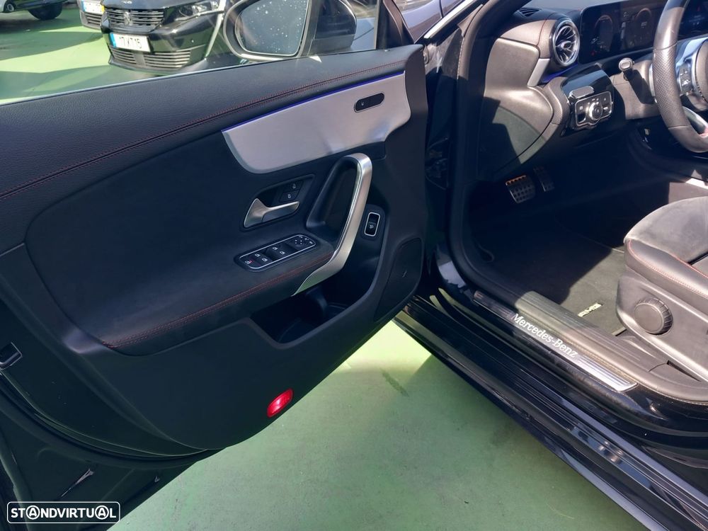 Mercedes-Benz CLA 180 d Shooting Brake AMG Line Aut. - 8