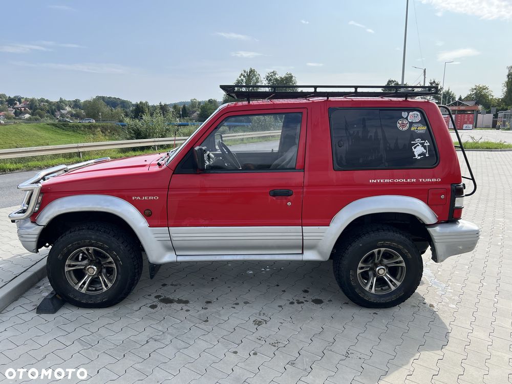 Mitsubishi Pajero - 4