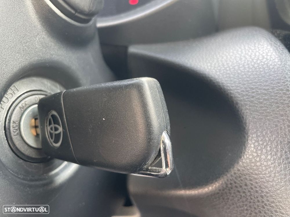 Toyota Yaris Cross 1.5 HDF Comfort Plus - 24