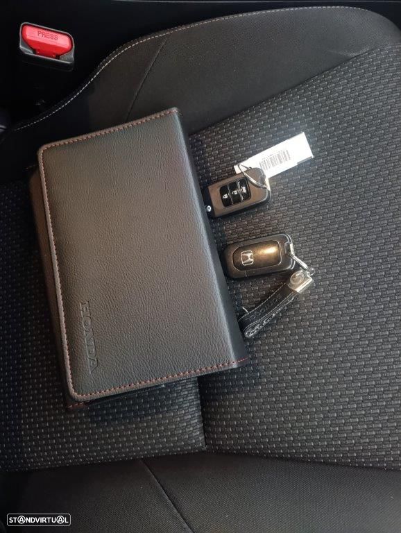 Honda Civic 1.4 i-VTEC Sport Black Edition - 34