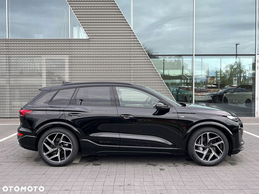 Audi Q6 e-tron - 2