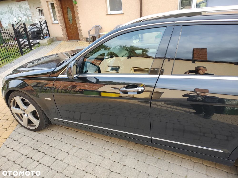 Mercedes-Benz Klasa C 230 T Avantgarde - 5