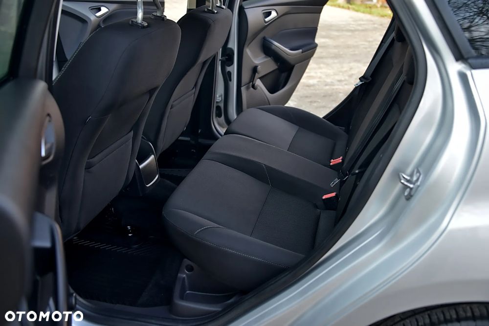 Ford Focus - 38