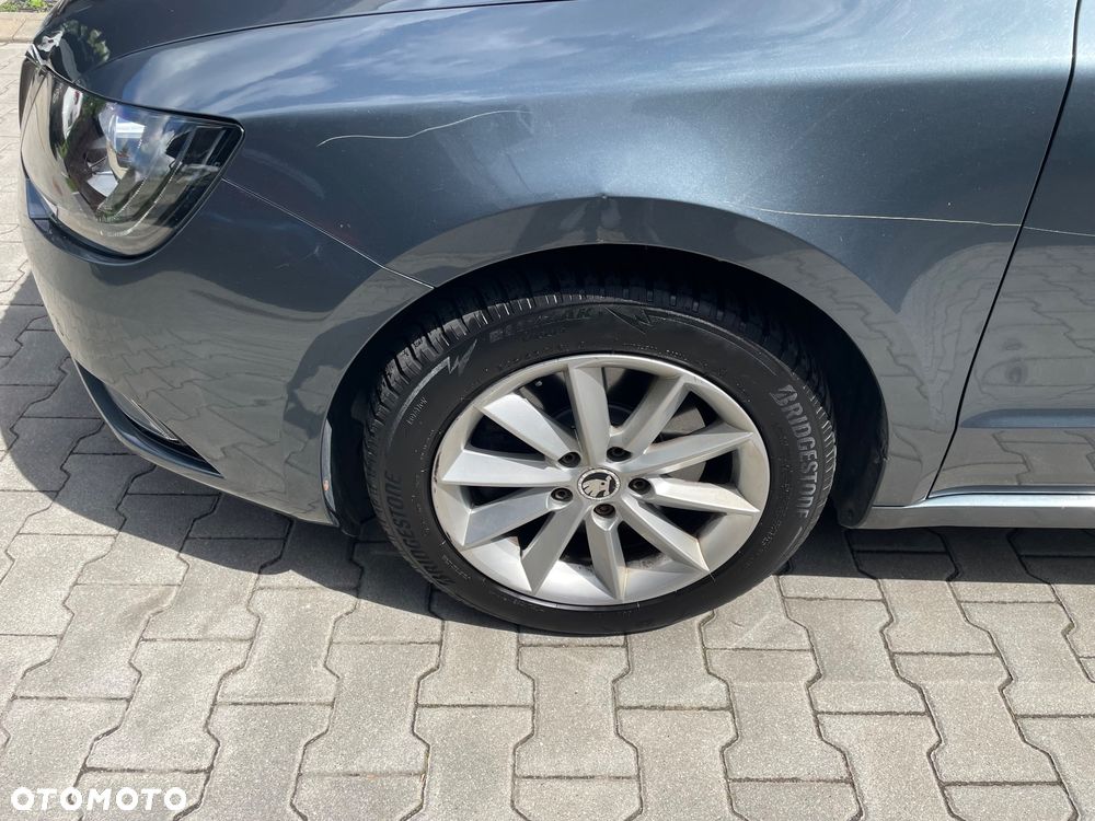Skoda Superb 2.0 TDI 4x4 Ambition - 5