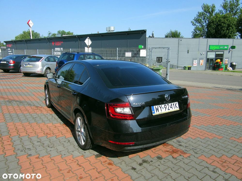 Skoda Octavia 1.8 TSI Style DSG - 4