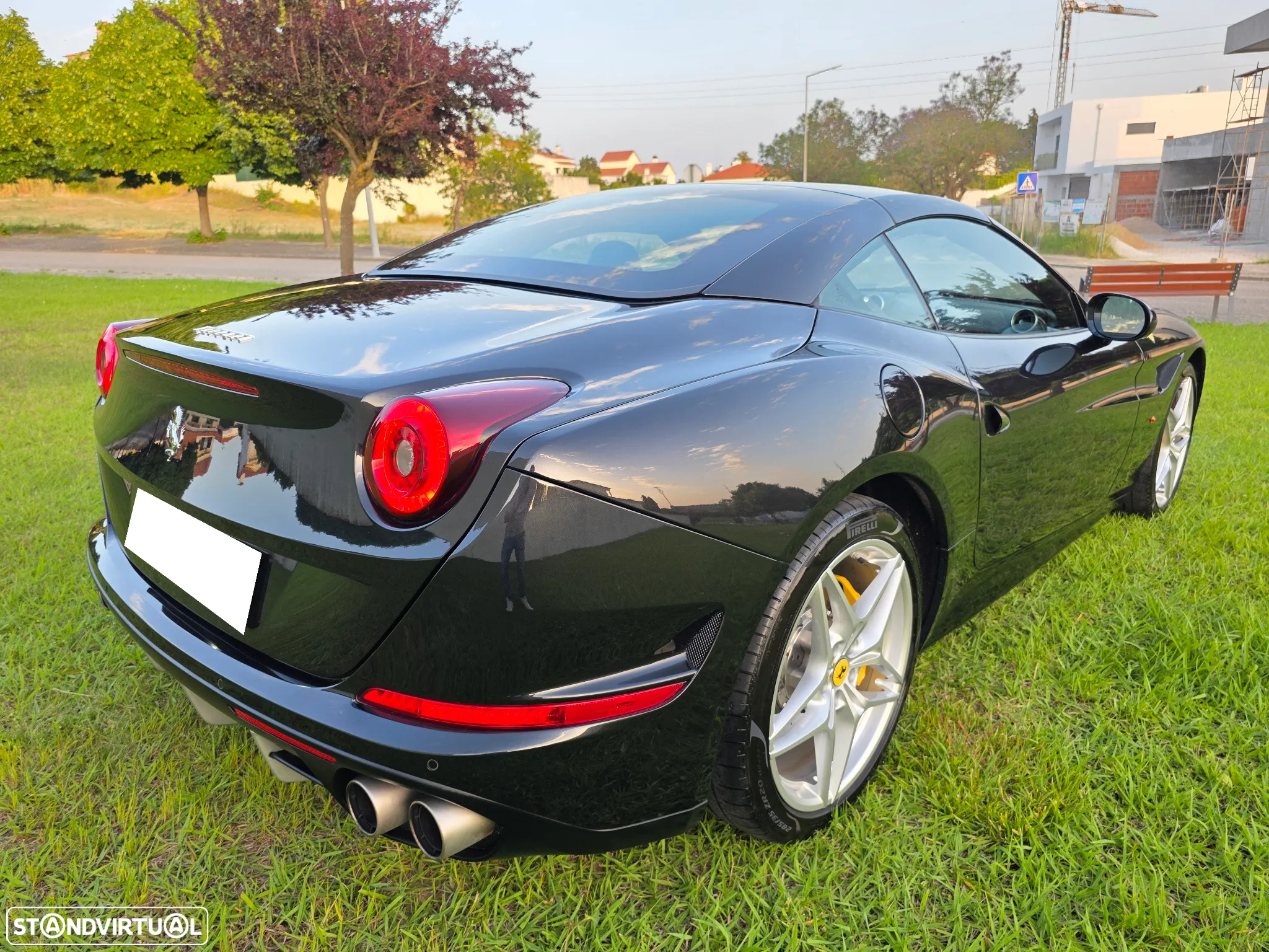 Ferrari California T - 3