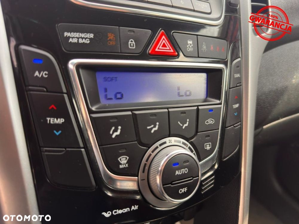 Hyundai i30 - 24