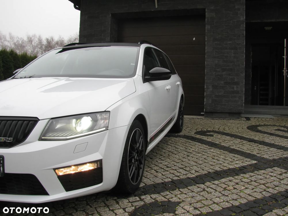 Skoda Octavia 2.0 TDI (Green tec) RS - 32