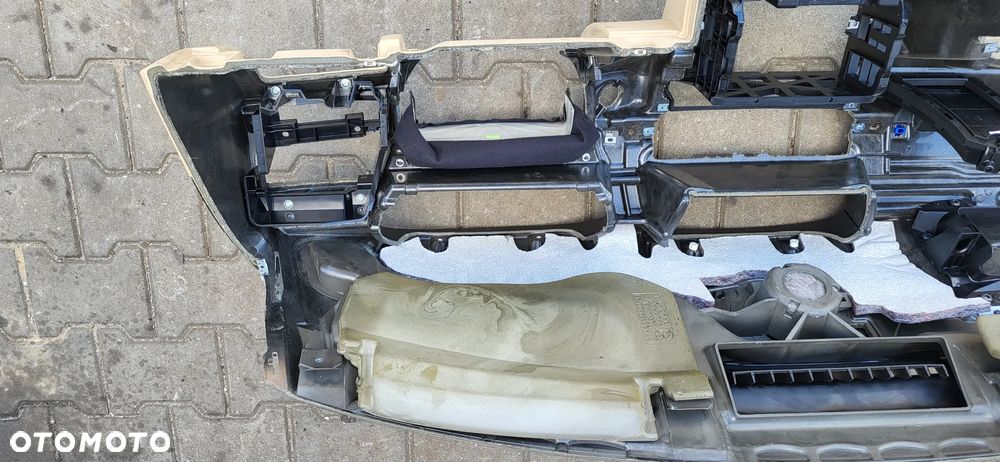 BMW 5 E60 E61 DESKA ROZDZIELCZA KOKPIT KONSOLA CUP HOLDER 6976423 - 9