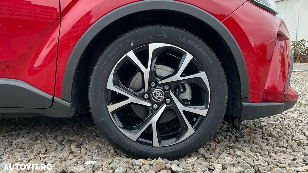 Toyota C-HR 1.8 HSD 4x2 CVT C-ult LED - 16