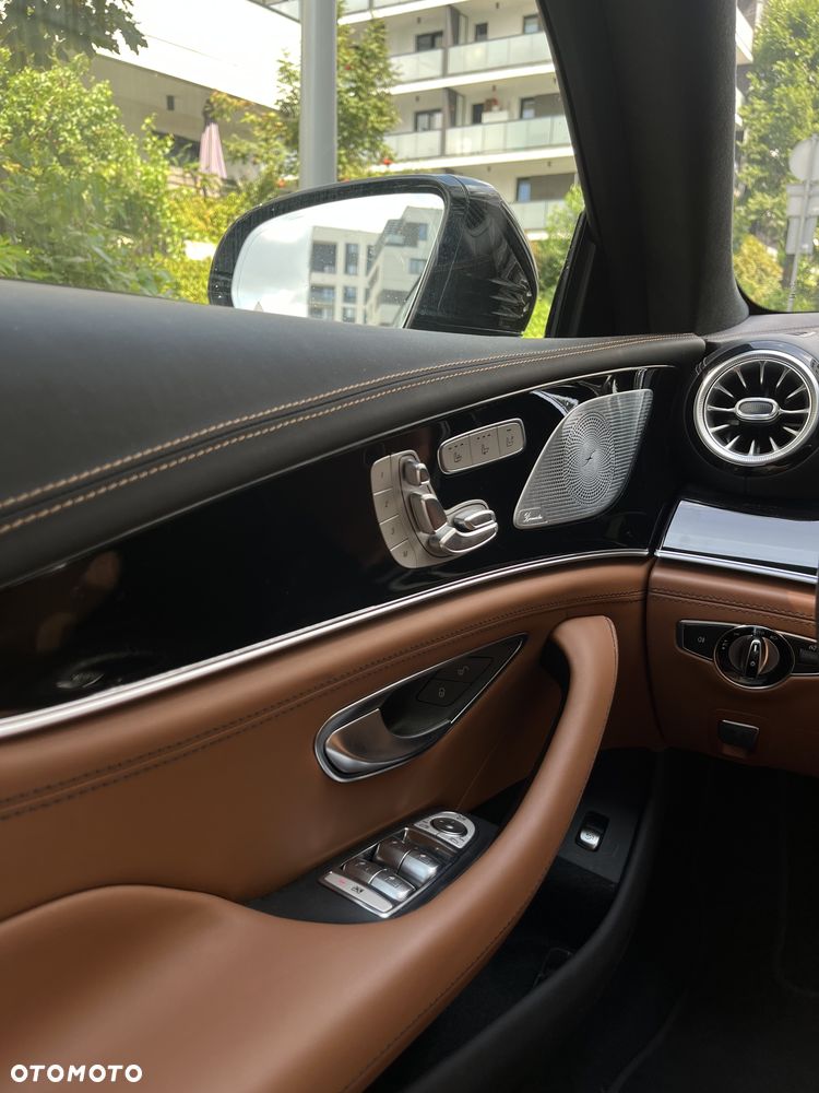Mercedes-Benz AMG GT 53 4Matic+ 4D Speedshift TCT 9G - 19