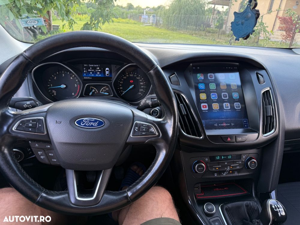 Ford Focus 1.5 TDCi Titanium - 1
