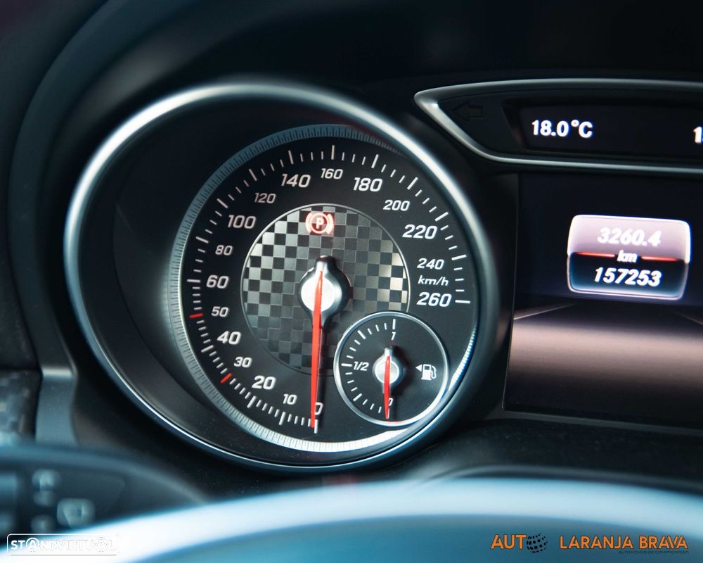 Mercedes-Benz A 180 CDI BE AMG Line - 23
