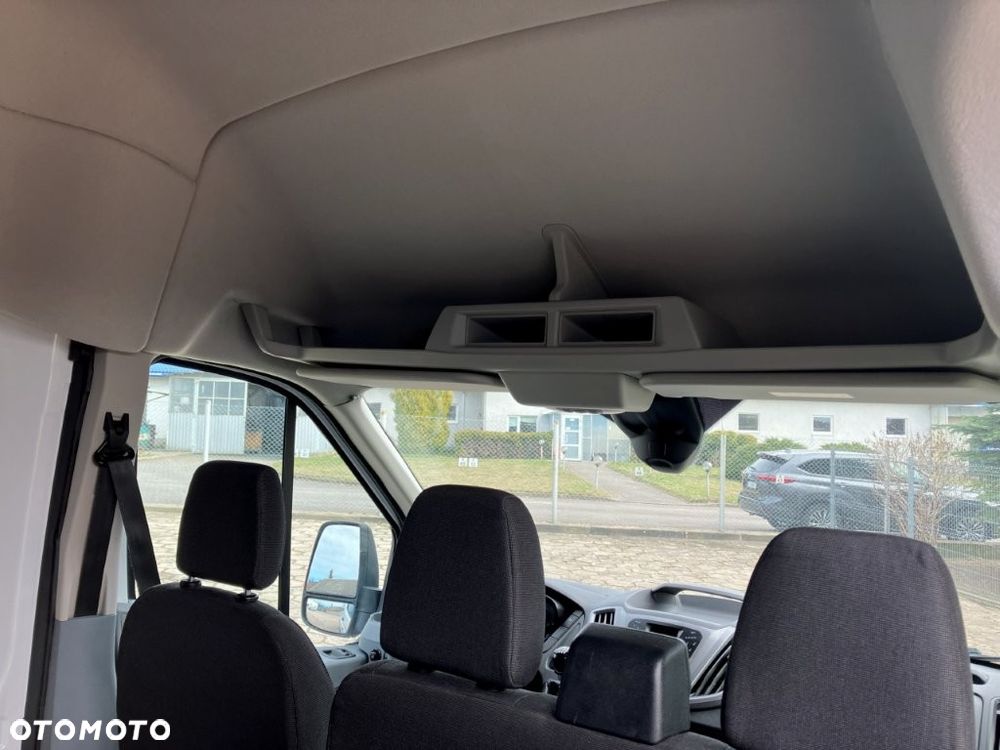 Ford Transit - 18