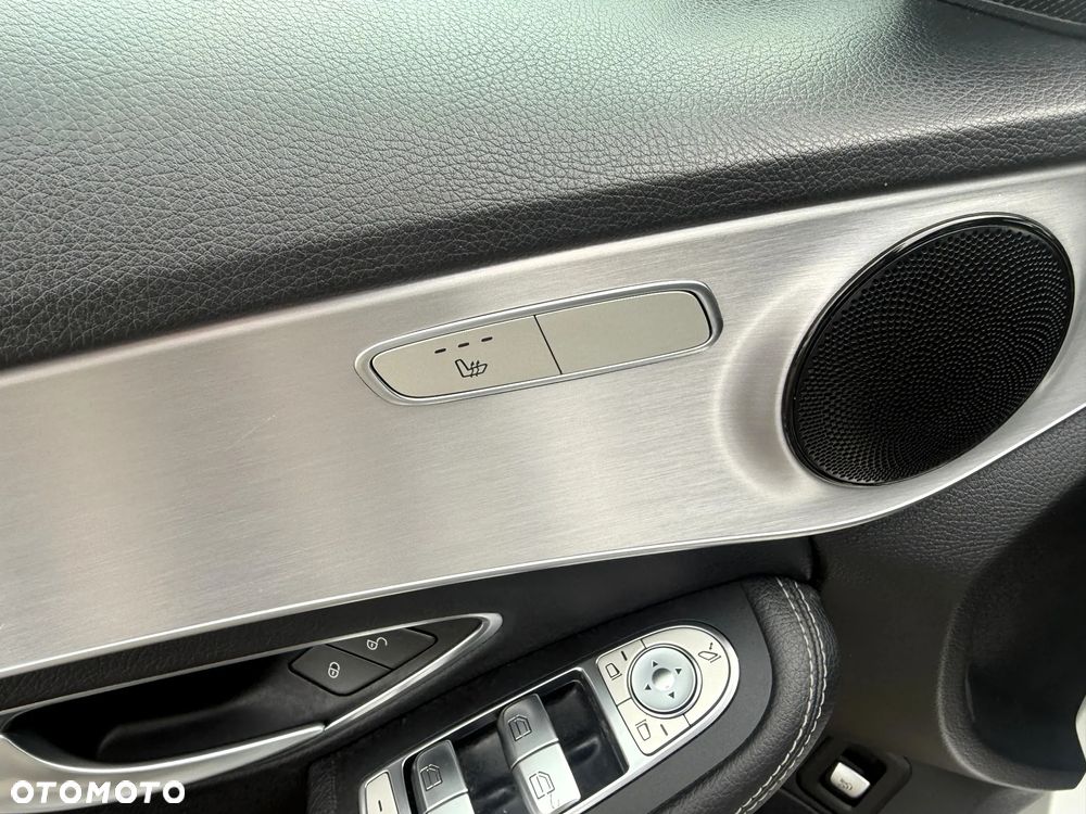 Mercedes-Benz Klasa C 220 d 4Matic 9G-TRONIC Avantgarde - 19