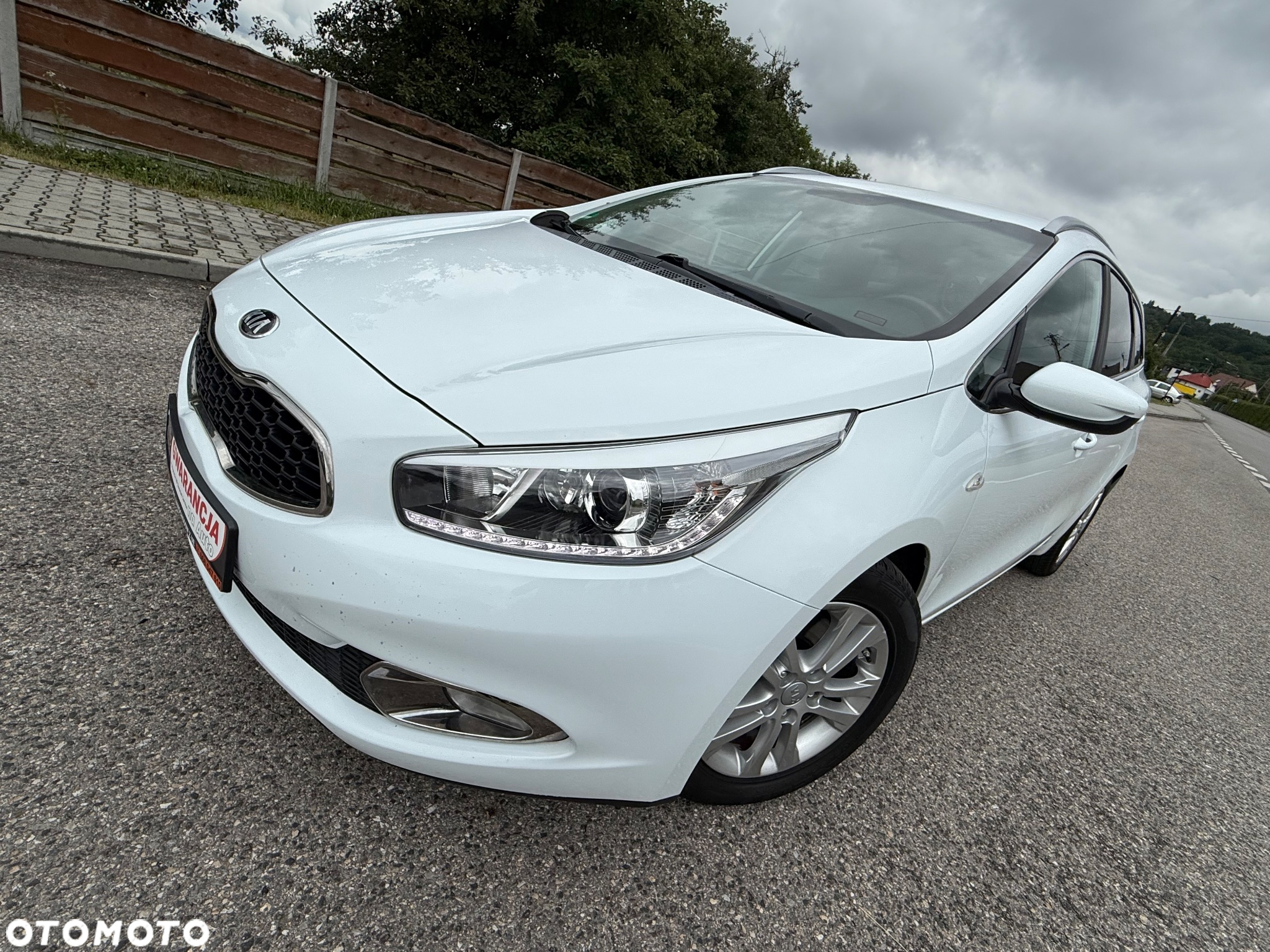 Kia Ceed Cee'd 1.6 CRDi XL - 4