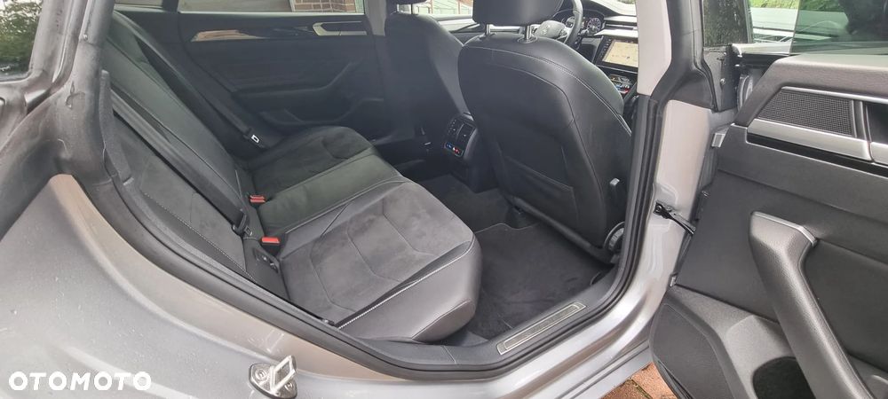 Volkswagen Arteon 2.0 TDI Elegance DSG - 21