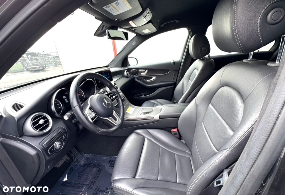 Mercedes-Benz GLC 300 4Matic 9G-TRONIC Exclusive - 11