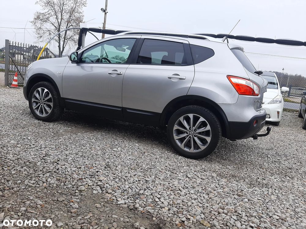 Nissan Qashqai 1.6 Tekna - 2