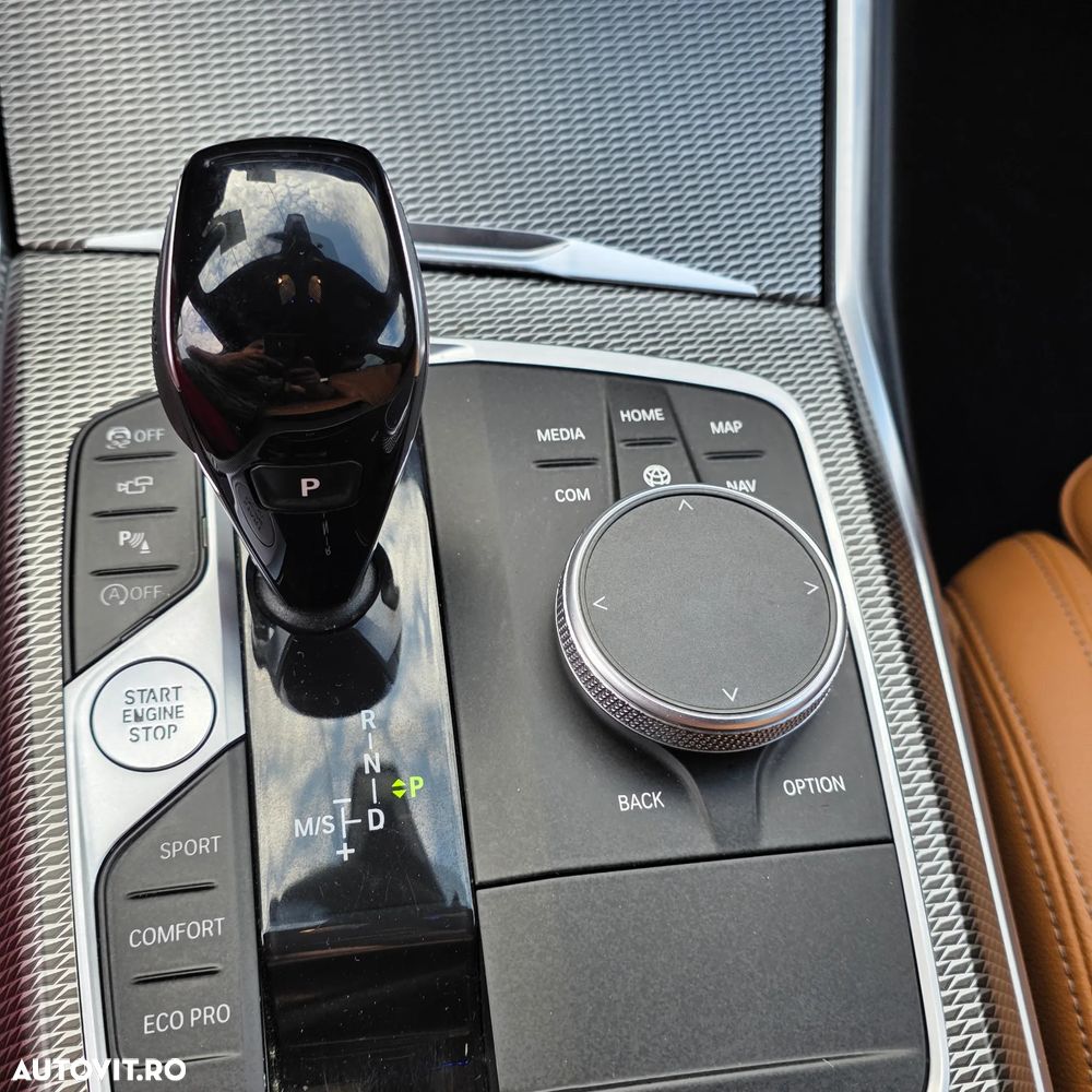 BMW Seria 3 318i Aut. M Sport - 18