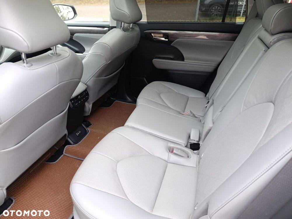 Toyota Highlander - 28