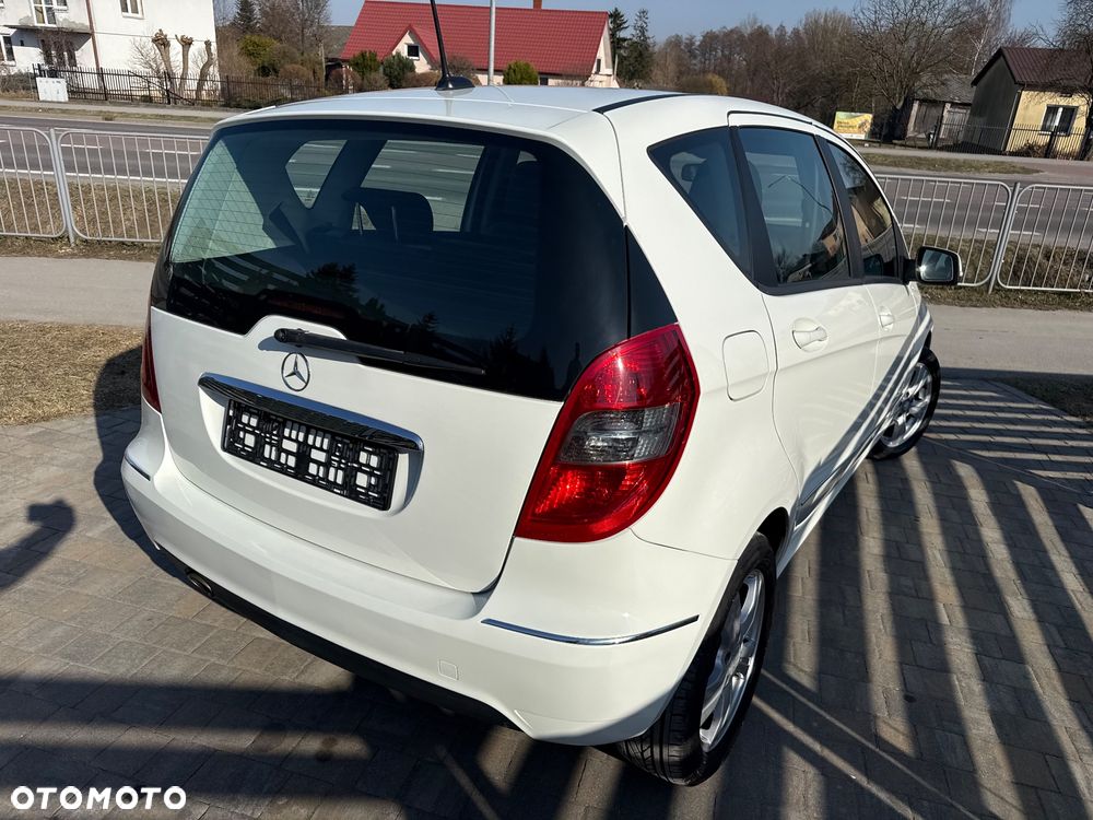 Mercedes-Benz Klasa A 180 Autotronic Avantgarde Special Edition - 6