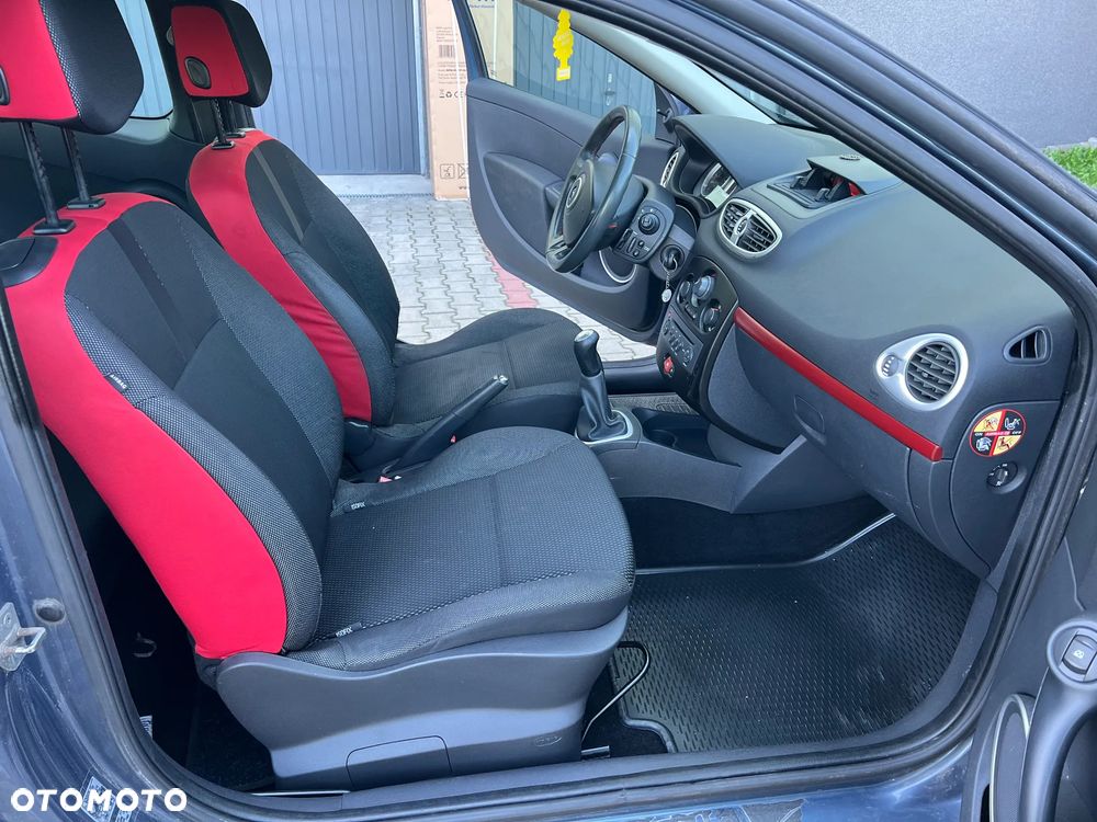 Renault Clio 1.2 16V Rip Curl - 12