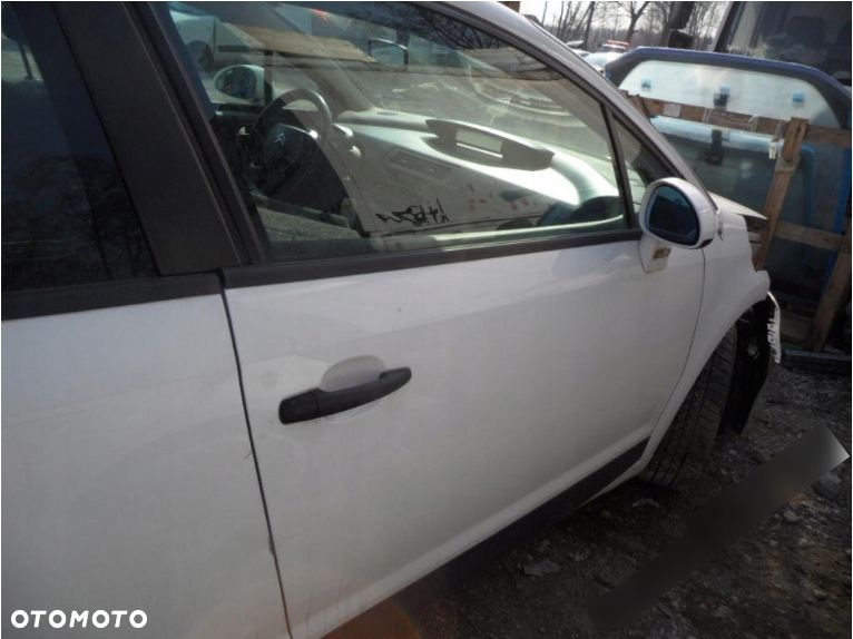 drzwi przednie prawe kompletne do citroen c4 - 1