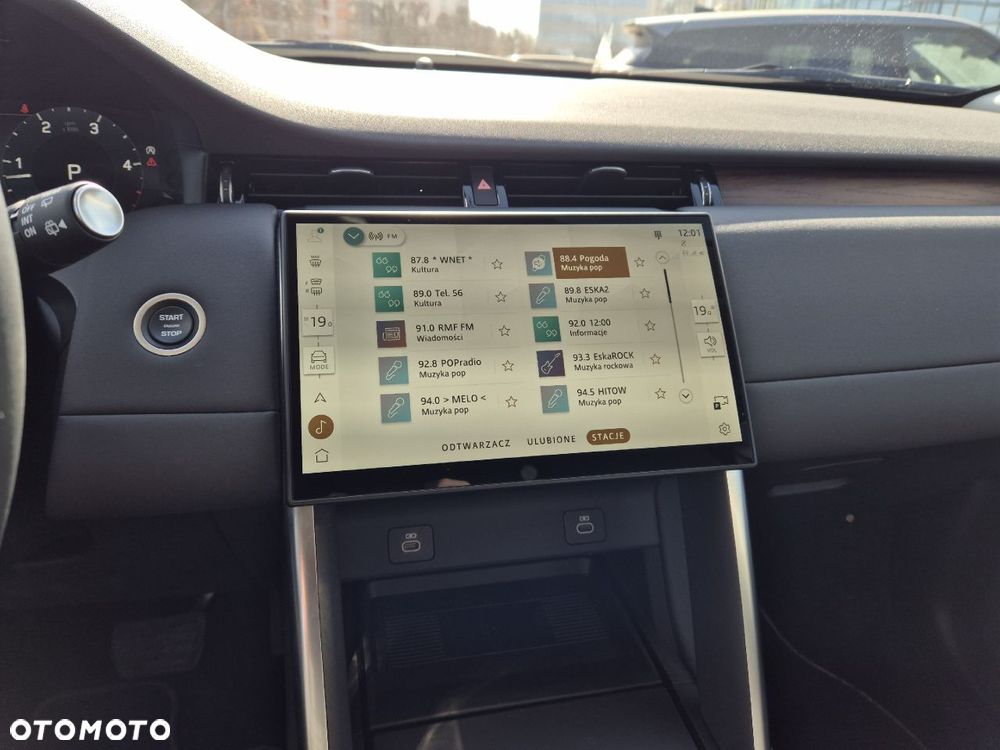 Land Rover Discovery Sport 2.0 D200 mHEV S - 11