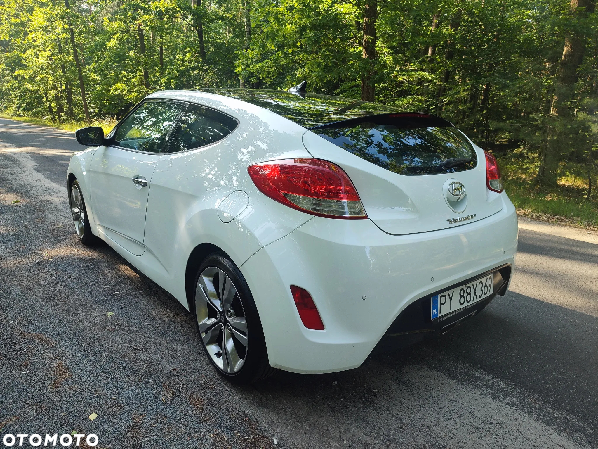 Hyundai Veloster 1.6 GDI Premium - 3
