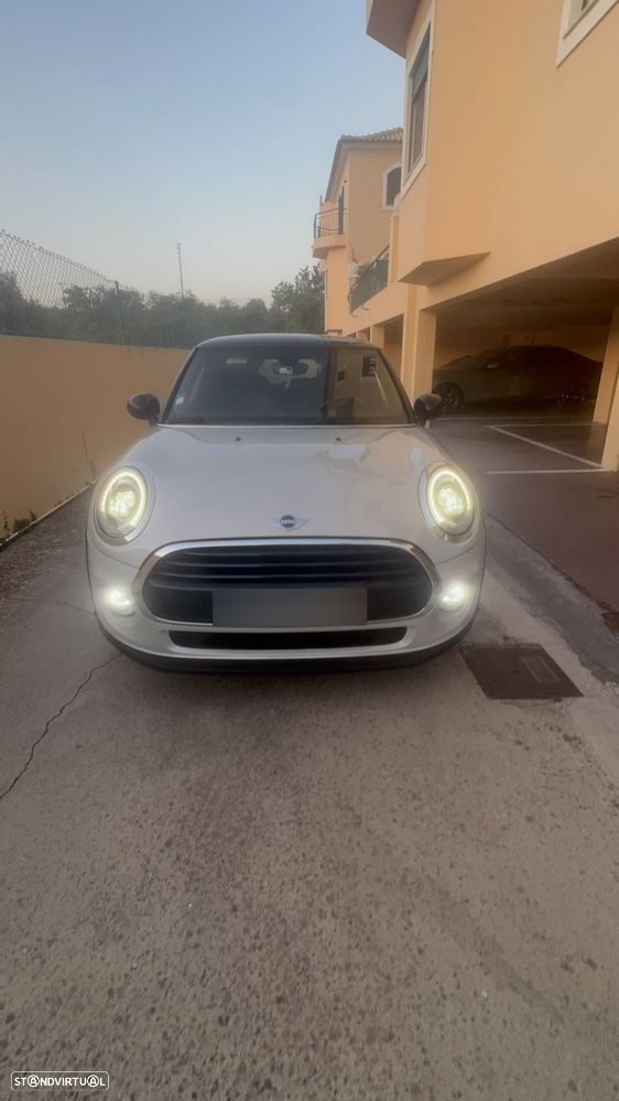 MINI 3 Portas Cooper D Auto - 11
