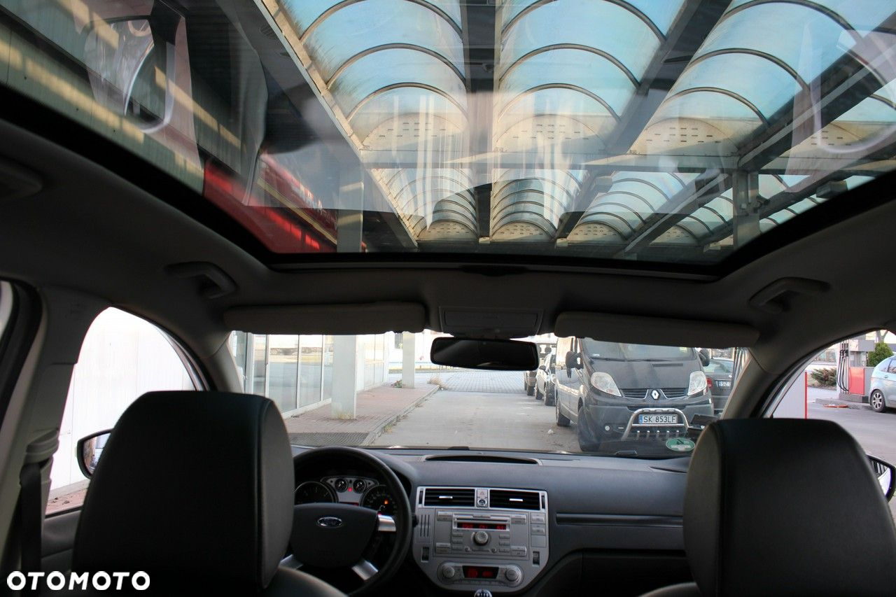 Ford Kuga 2.0 TDCi Titanium - 15