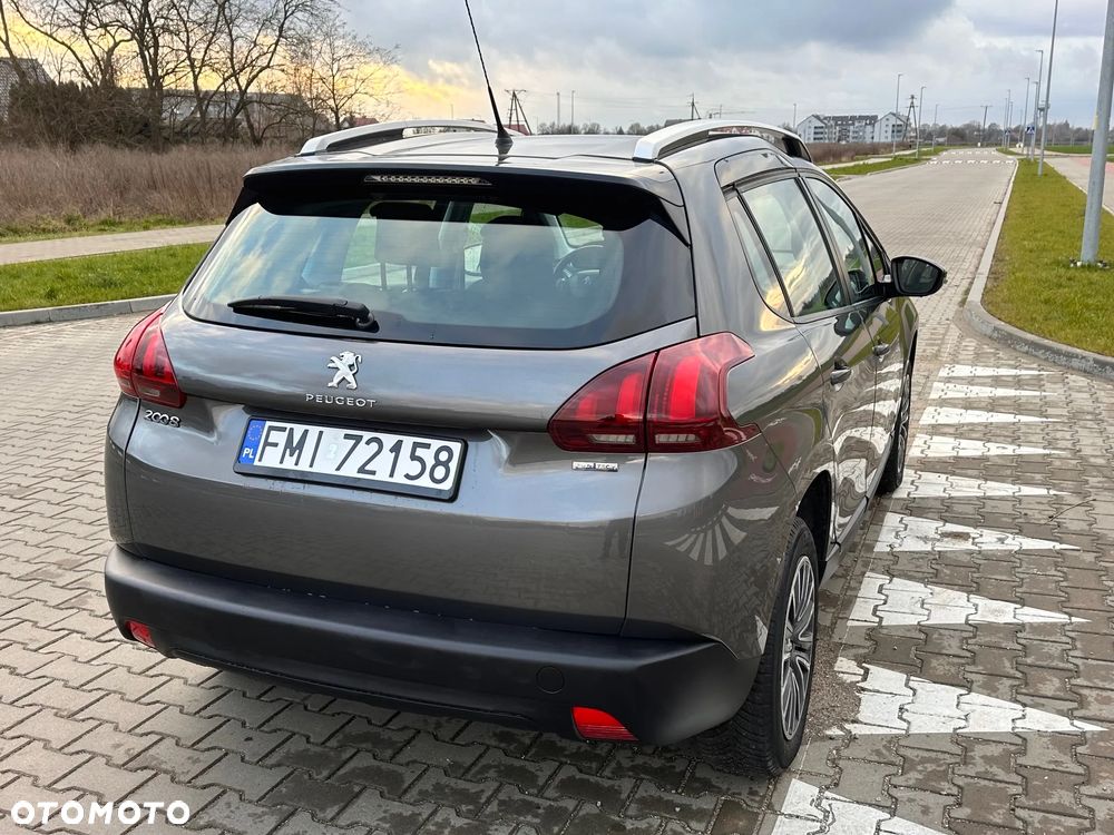 Peugeot 2008 - 10