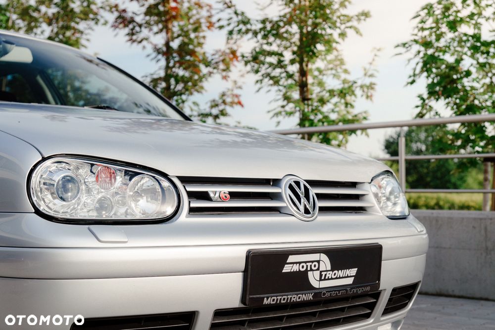 Volkswagen Golf - 5