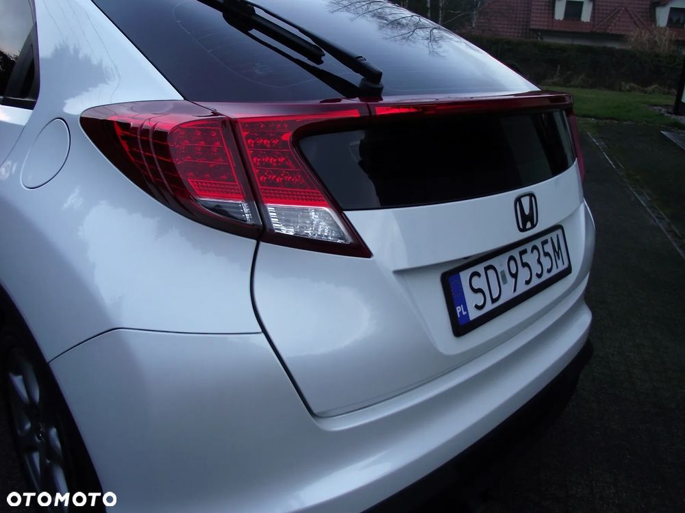 Honda Civic 1.8 Executive - 17