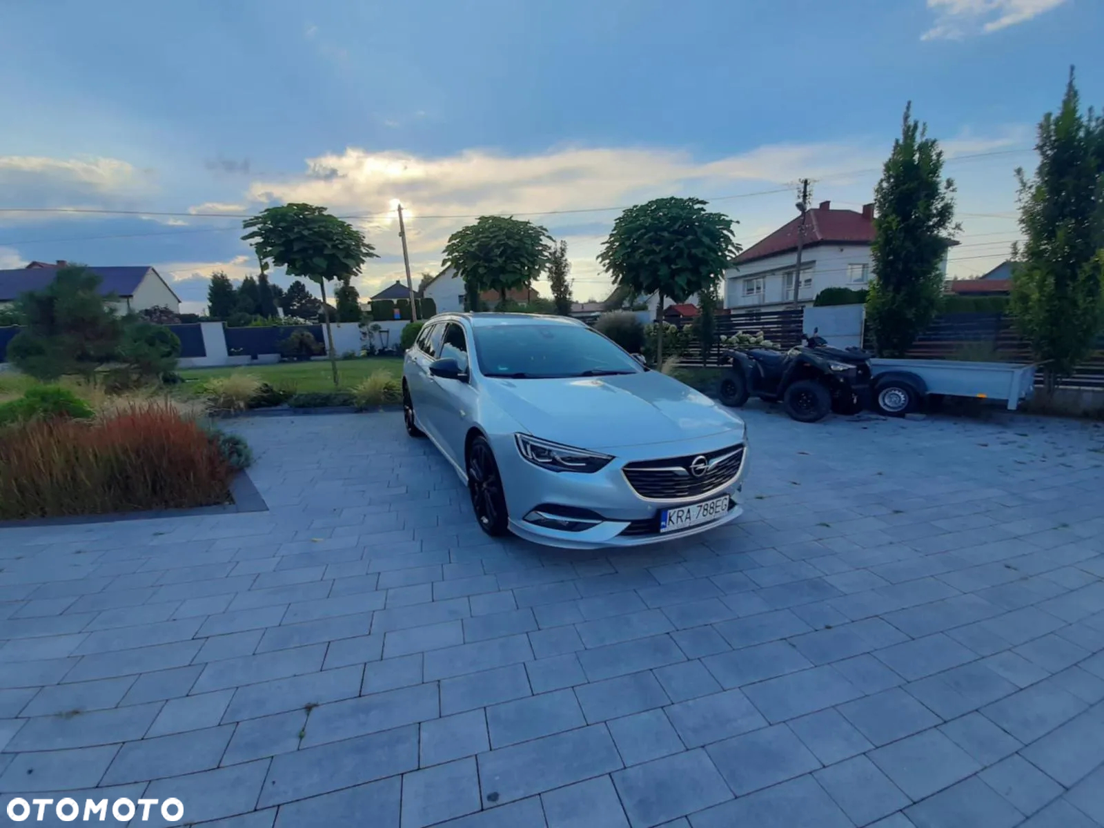 Opel Insignia Sports Tourer 2.0 Diesel Ultimate Exclusive - 4