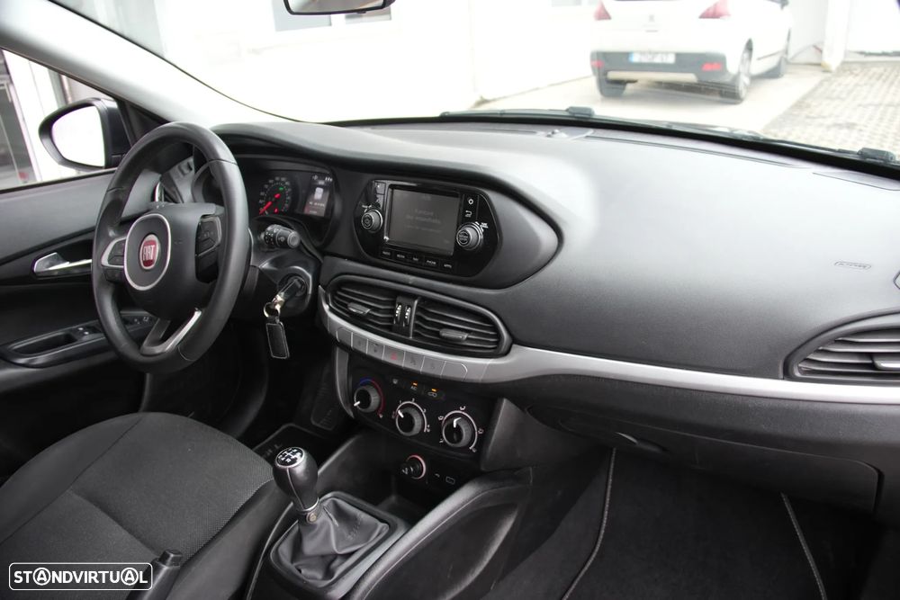 Fiat Tipo 1.3Multijet 95cv 2Lugares - 12