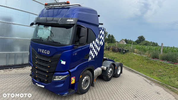 Iveco S-WAY 570