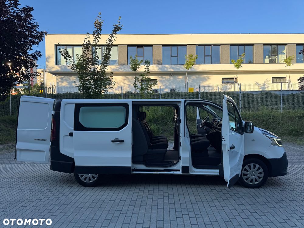 Renault Trafic - 17