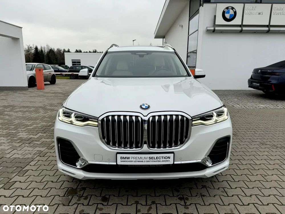 BMW X7 M50d sport - 12