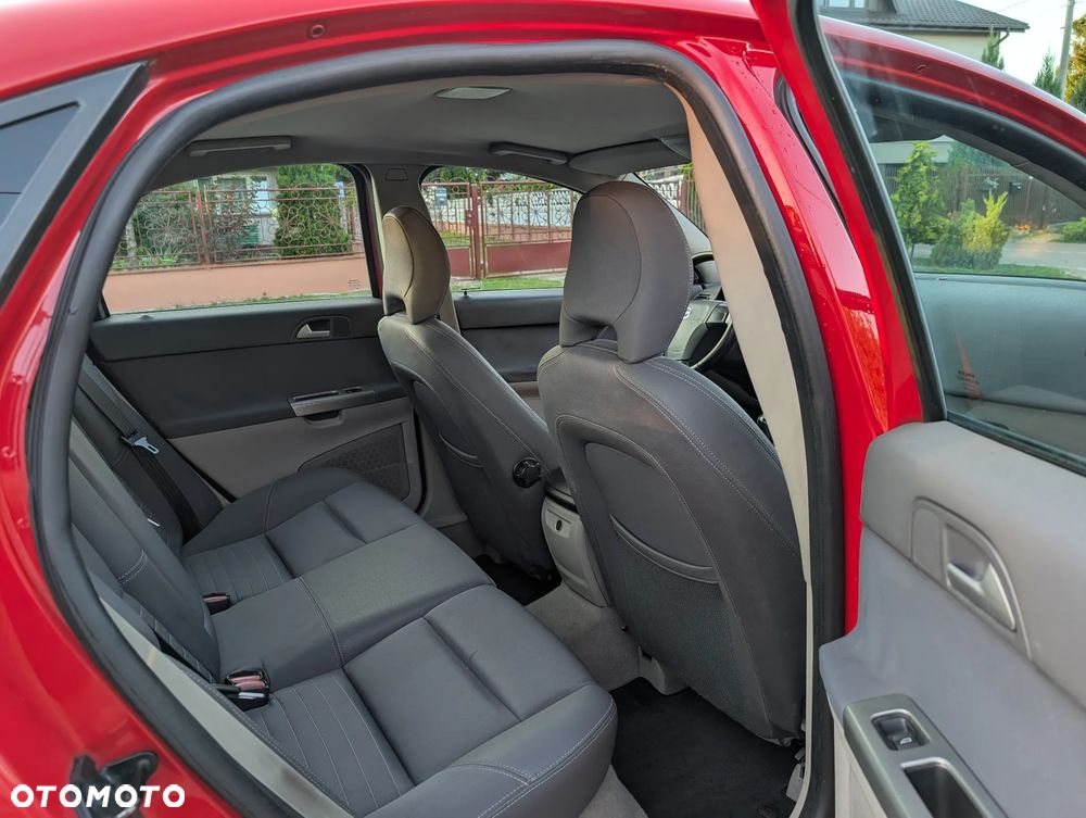 Volvo S40 2.0D - 14