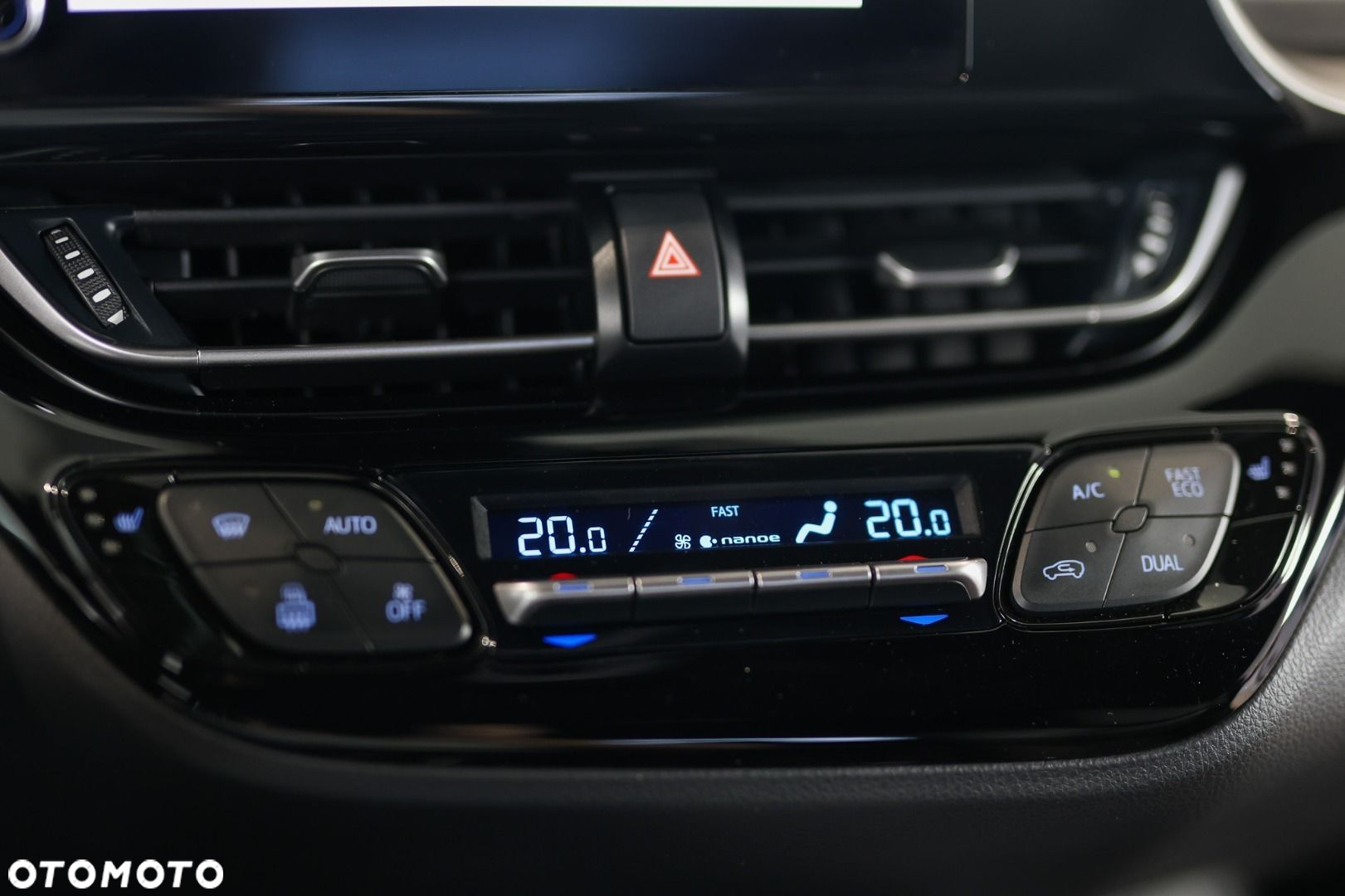 Toyota C-HR - 25