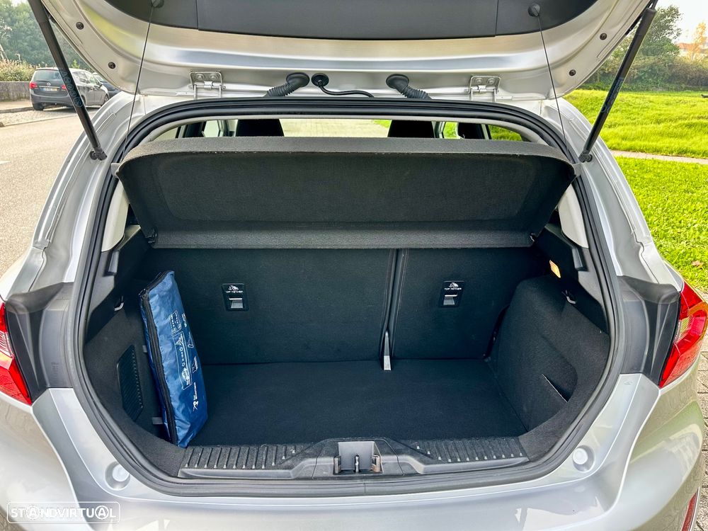 Ford Fiesta 1.1 Ti-VCT Business - 25