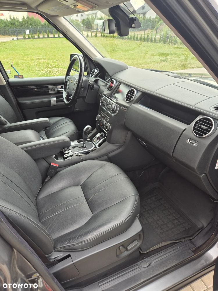 Land Rover Discovery 3.0D V6 HSE - 8