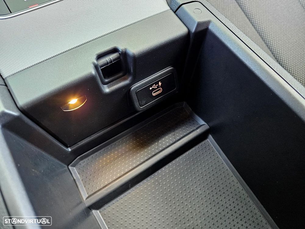 BMW 320 d Auto - 29